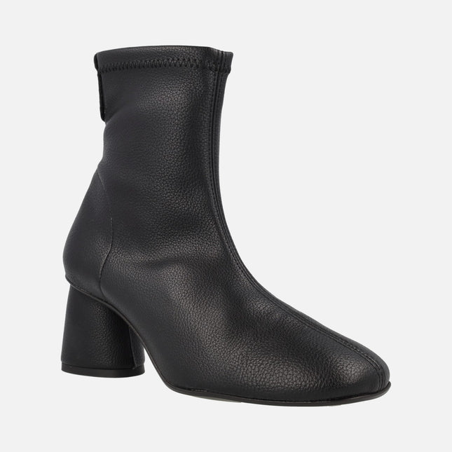 Elastic Ankle Boots Skin texture with round last and heel