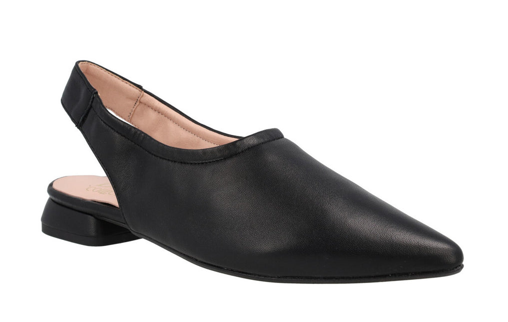 Leather shoes with low heeled lined heel