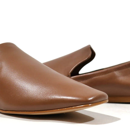 Zapatos para mujer estilo babuchas en piel cuero