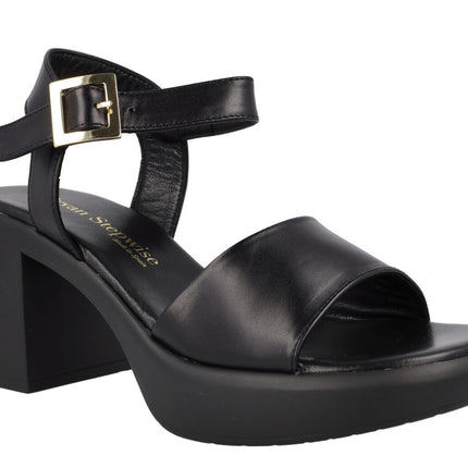 Leather sandals with wide heel and platform