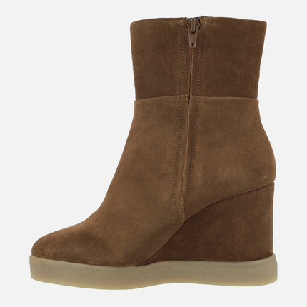 Elidea Wedge high wedged ankle boots in camel suede
