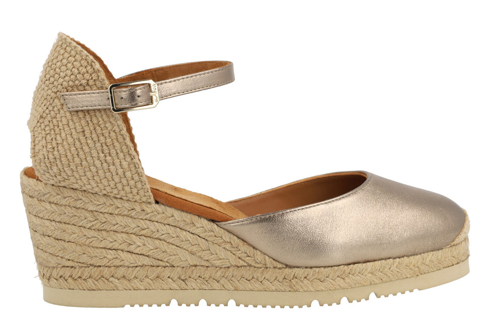Cáceres espadrilles in metallic leather with ankle bracelet