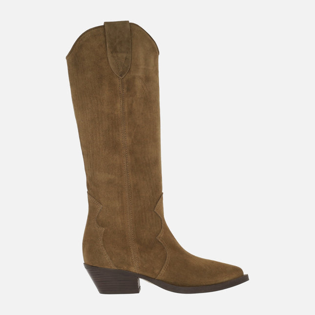 Western High leg Cowboy Boots in brown suede