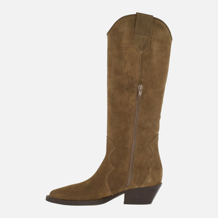 Western High leg Cowboy Boots in brown suede
