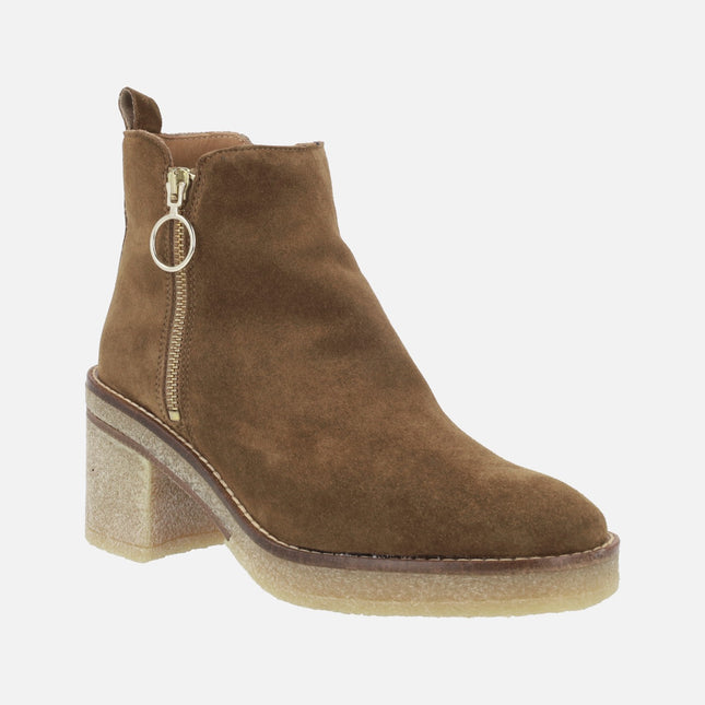 Alpe Janis Ankle Boots in brown suede with zippers