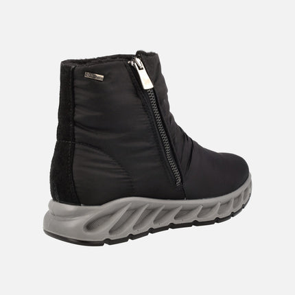 Black fabric women's boots with Gore tex membrane