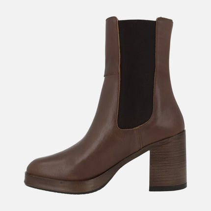 Women's Chelsea boots in brown leather with heel and platform