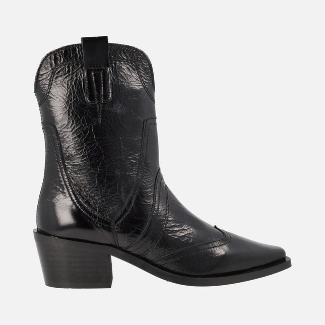 Cowboy boots for women in black shine leather wrinkled effect