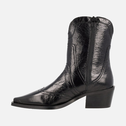 Cowboy boots for women in black shine leather wrinkled effect