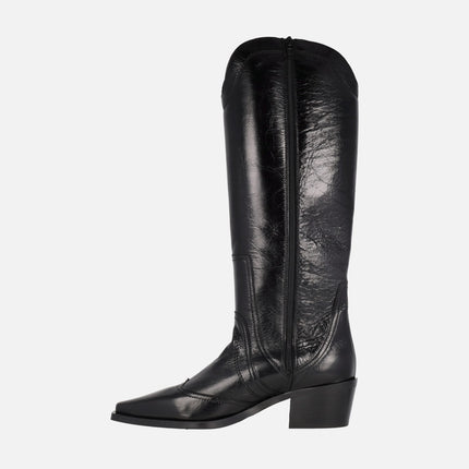Cowboy high boots in black shine leather