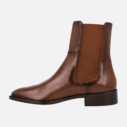Chelsea -style leather boots for women