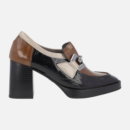 Patent leather moccasins with high heel and platform