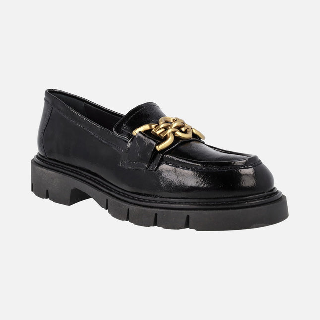 Bruselas women's patent leather moccasins with track sole