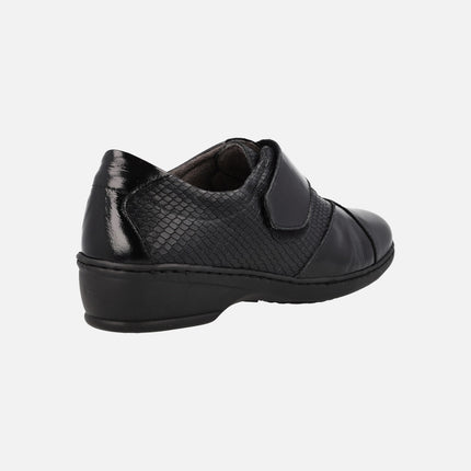 Zapatos confort para mujer en combinado negro con cierre de velcro