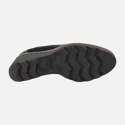 Botas de caña alta en tejido elástico negro con cuña de goma