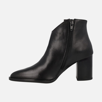 Guiomar Black leather boots for women with 8 cms heels