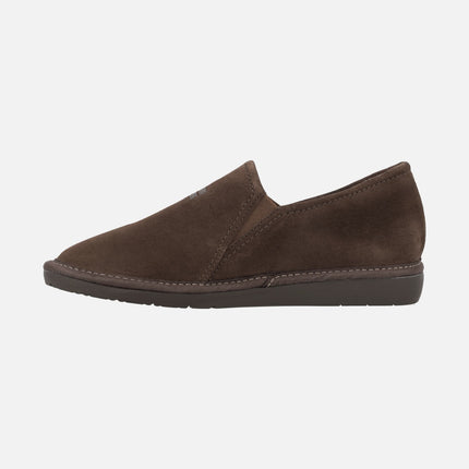 Men's closed house slippers in brown suede