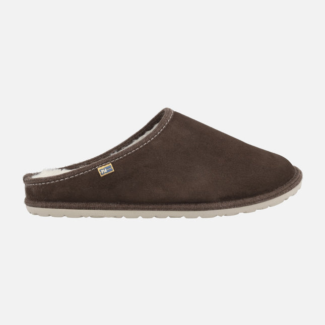 Men's house slippers in brown suede with wool lining