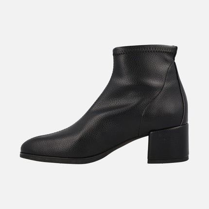 Elastic black ankle boots leather texture with low heel