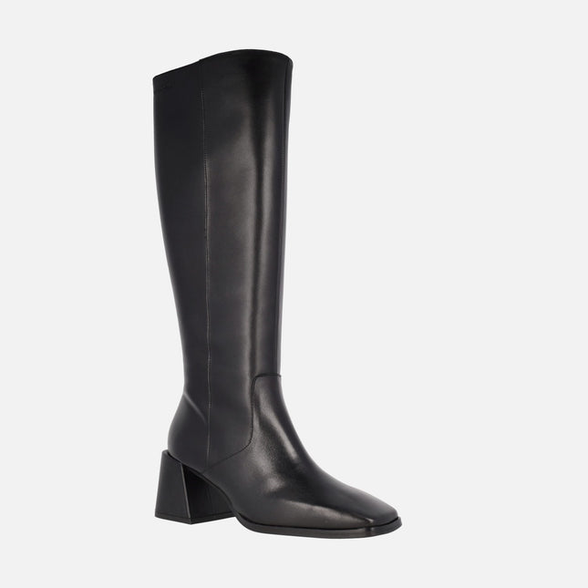 Wonders Love High Boots in black leather with square last
