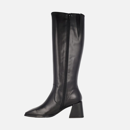 Wonders Love High Boots in black leather with square last
