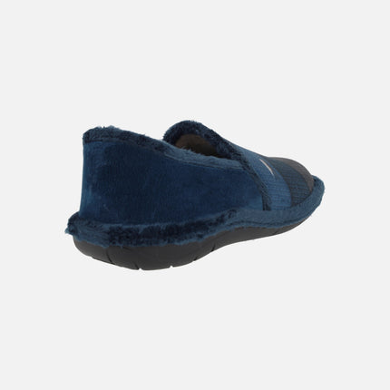 Men's closed house slippers with stripes in blue and gray