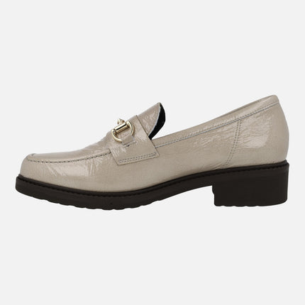 Moccasins for women in patent leather with metallic ornament