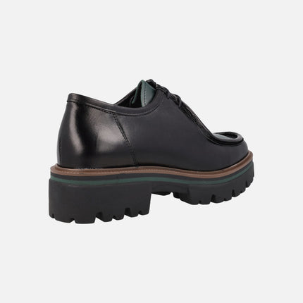 Wallabee for women in black leather with green instep by Lince