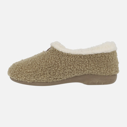 Women's closed furry house slippers