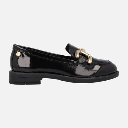 Patent leather moccasins with gold metal ornament for women