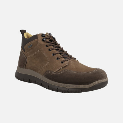 Men's brown Gore-tex laced boots