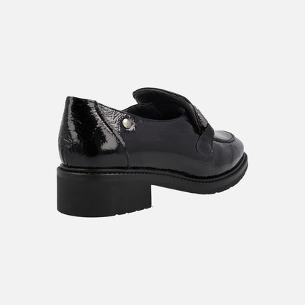 Black patent leather moccasins with metallic ornament