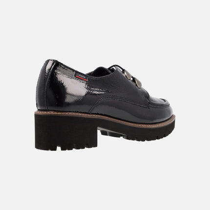 Black patent leather shoes with laces and track sole