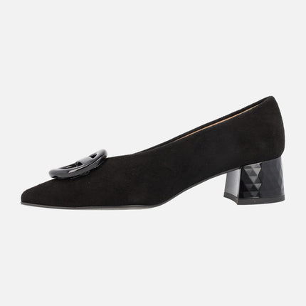 Iga suede shoes with low heel
