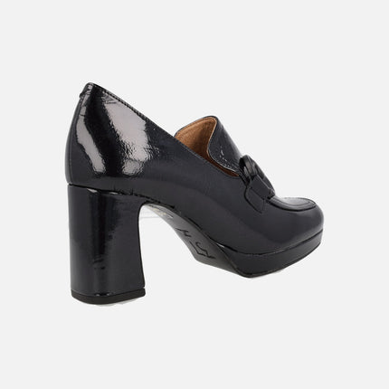 Patent leather moccasins WITH Black DETAIL and platform