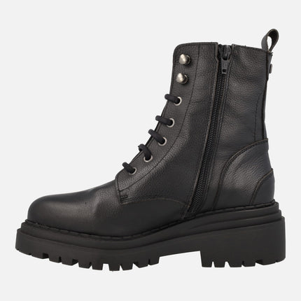 Military -style laced boots in black leather with zippers