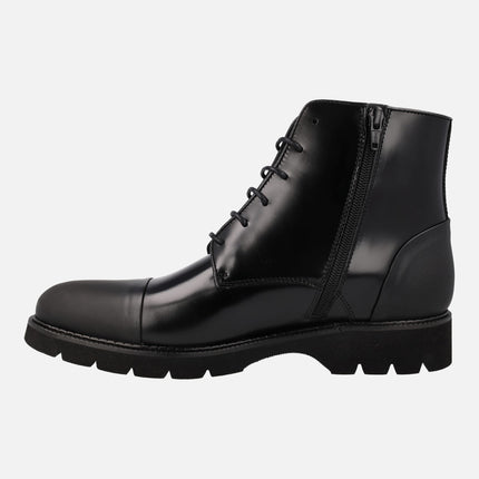 Men's lace-up ankle boots in black antik with matte heel and toe