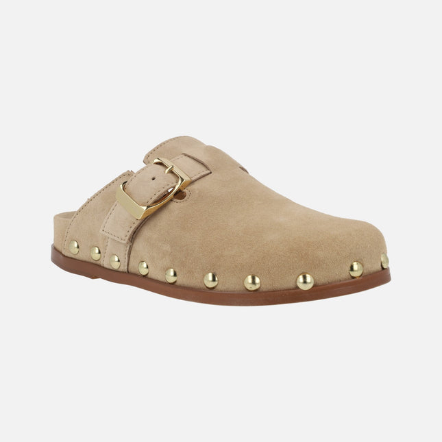 Alpe Alive clogs in sand color with buckle and golden studs