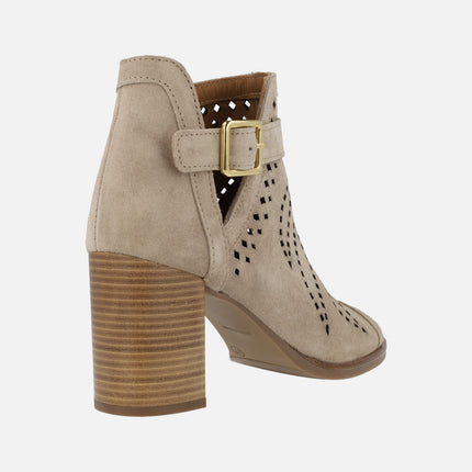 Open toe ankle boots Alpe Lisset with strokes and buckle
