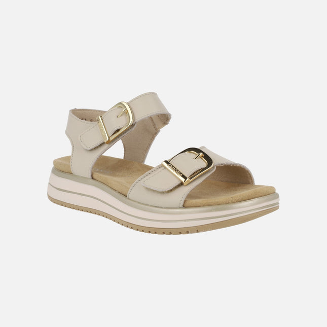 Beige leather sandals with velcros closure