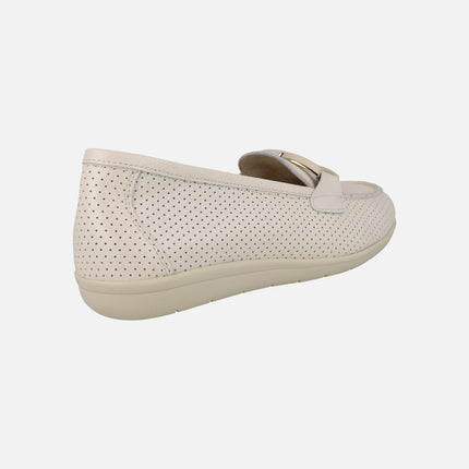 Comfort leather moccasins in beige color with perforations