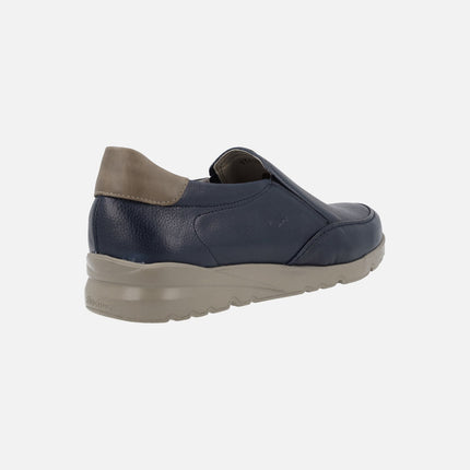 Moccasins for men in navy blue leather with elastics