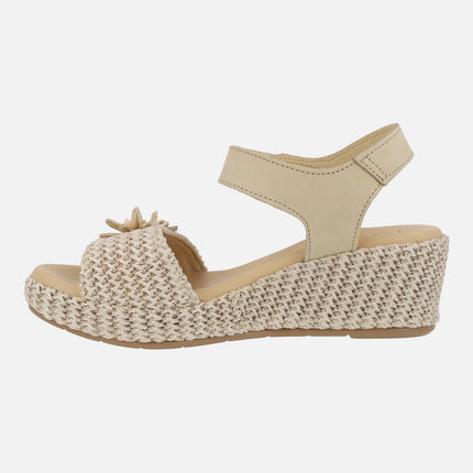 Raffia sandals with flower detail and velcro closure
