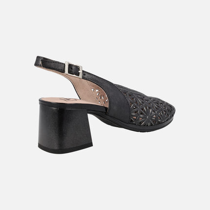 Comfort leather sandals with 6 cm wide heels