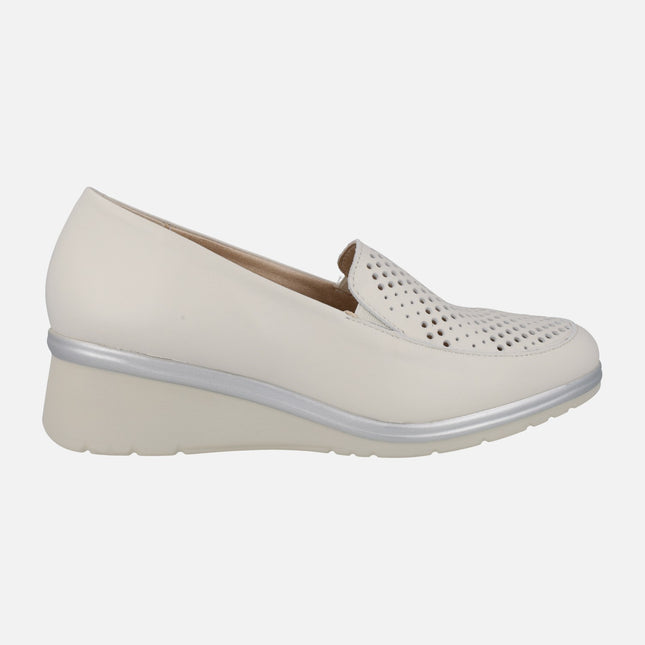 Women's comfort moccasins in off white leather with perforations