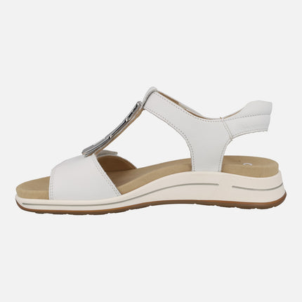 Comfort leather sandals with velcros closure