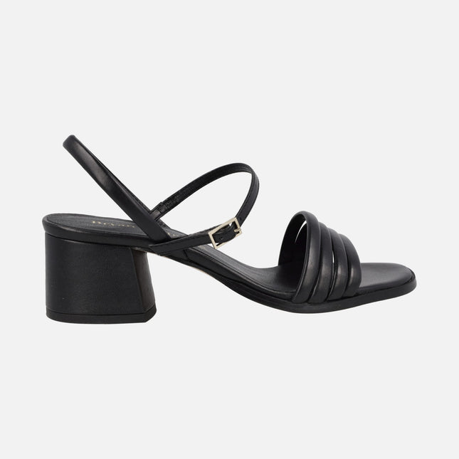 Black leather heeled sandals with front strips and bracelet to the instep