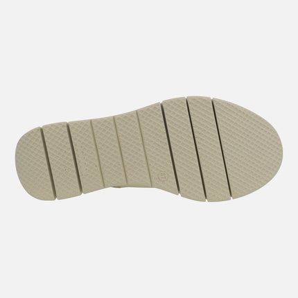Sandalias doradas de piel con piezas efecto trenzado