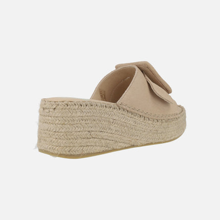 Beige suede espadrilles with maxi buckle and jute wedge