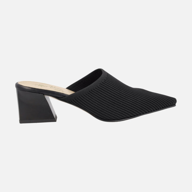 Heeled clogs with sharp toe in lycra fabric